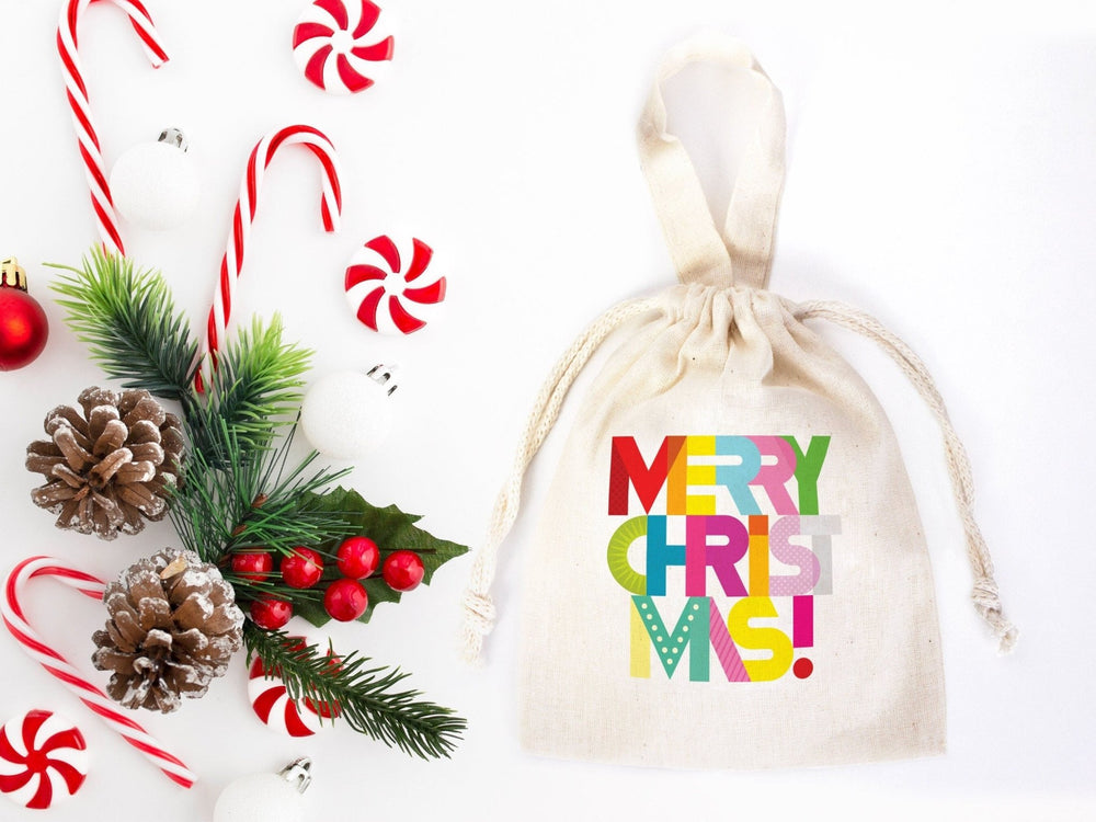 Merry Christmas Favor Bags, 6"W x 8"H (15 cm x 20 cm) | Pamusan