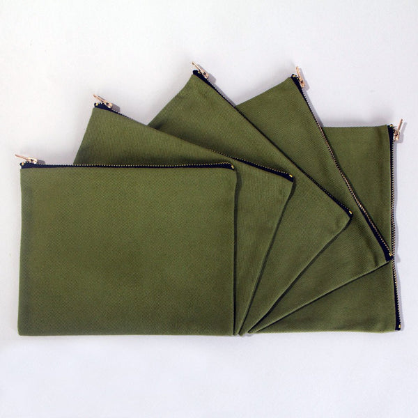 New Year Green Clutch Bag 8" × 6" (20 × 15 cm) – Festive Holiday Printed Design for Gifting - Pamusan.com